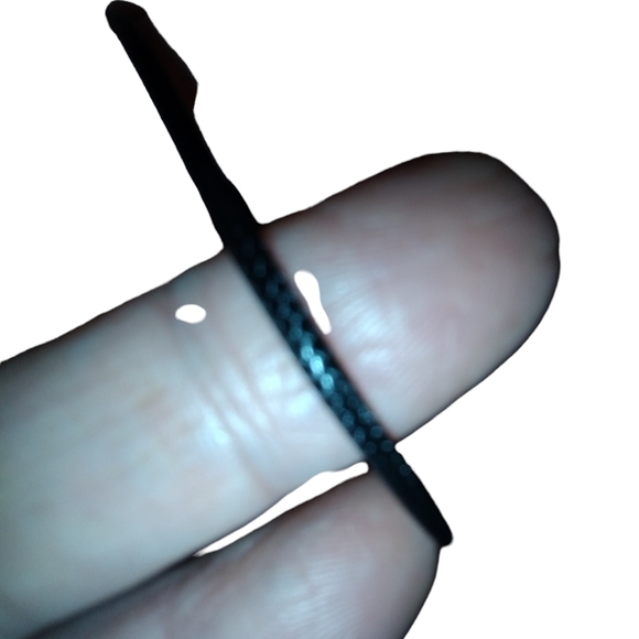 Handcrafted18-in women's black gold and black fluid art pendant cord necklace - - Picture 5 of 7